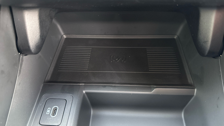 Land Rover Range Rover Evoque 2.0 D200 Autobiography 5dr Auto [Revised] Diesel Hatchback